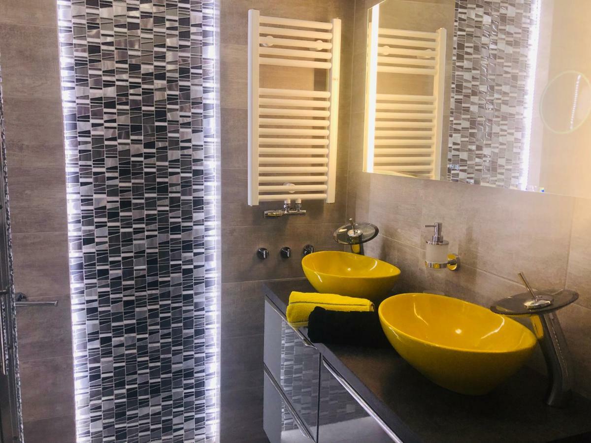 Apartament Elegance Yellow Реваль Екстер'єр фото