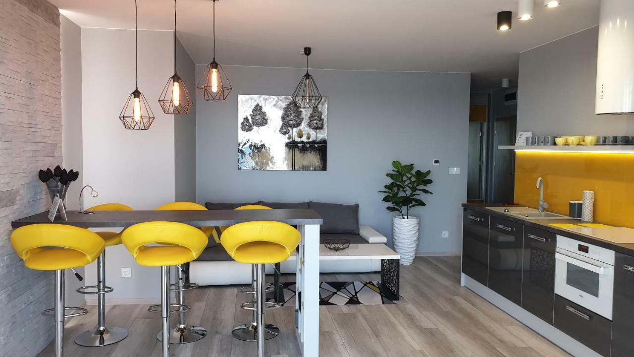 Apartament Elegance Yellow Реваль Екстер'єр фото