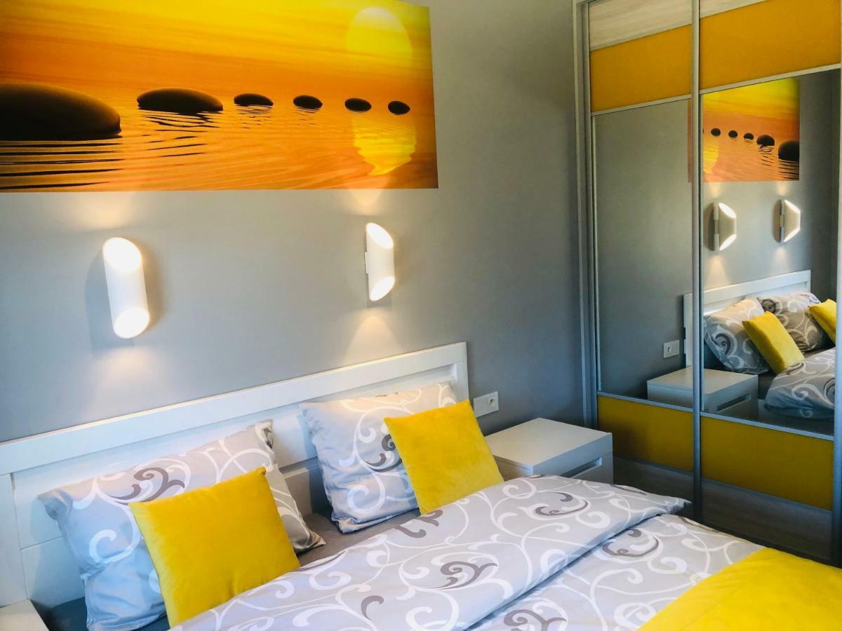 Apartament Elegance Yellow Реваль Екстер'єр фото